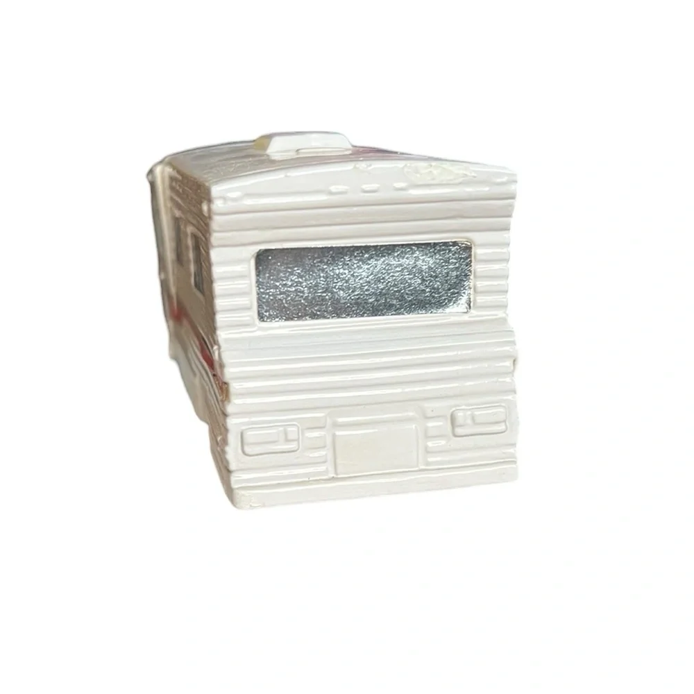 Vintage Avon Winnebago Motorhome Deep Woods After Shave Collectible 1970s